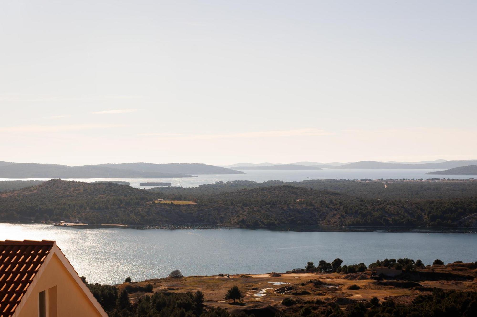 Summer Breeze Apartment - Quiet Place With A Spectacular View And A Garden Sibenik Exterior photo